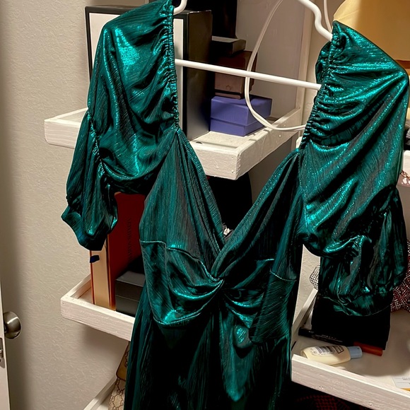 Brand new never worn femme luxe green metallic dress - Picture 1 of 3